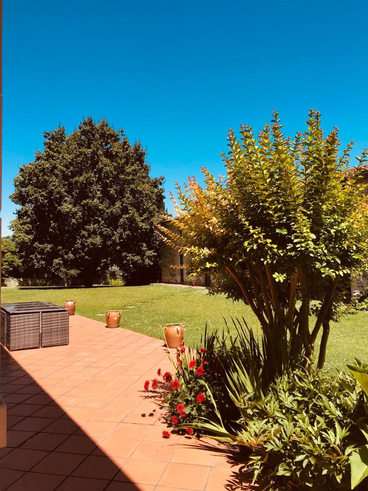 Gite Au Boom Coeur En Options Spa Et Repas Tourtenay エクステリア 写真